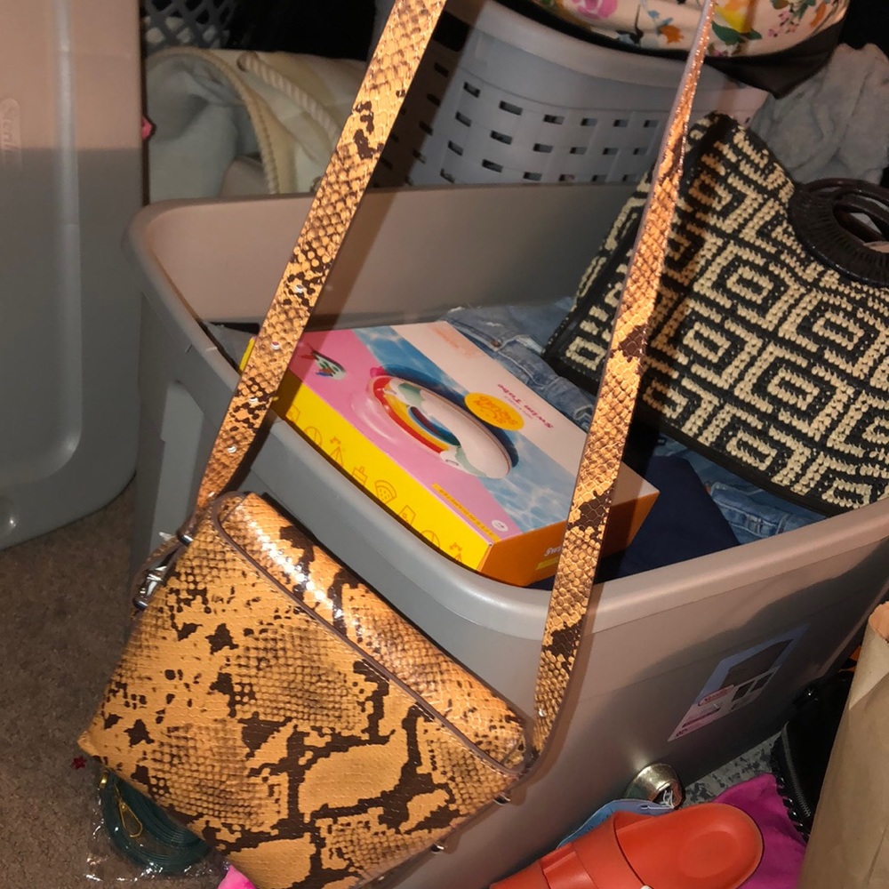 ✨ Crossbody bag - Picture 3 of 7
